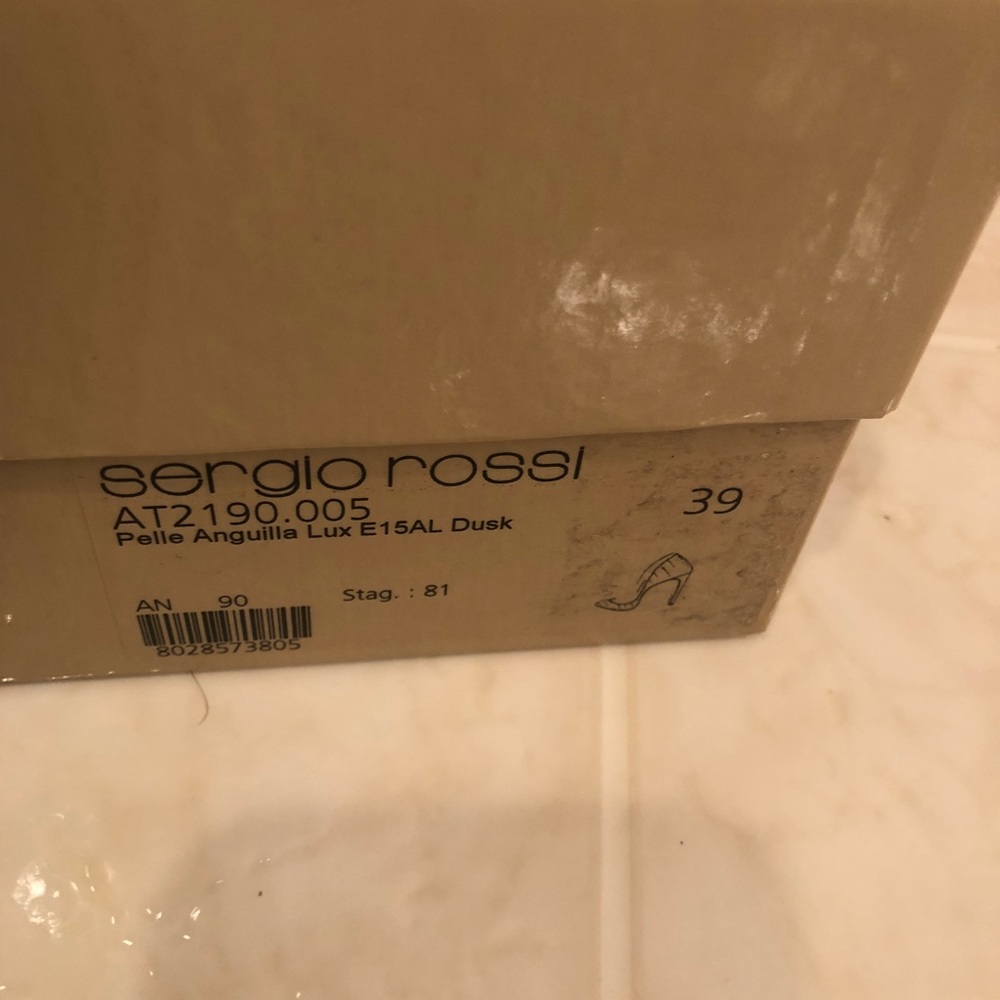 Excellent Condition. Sergio Rossi - Picture 2 of 4